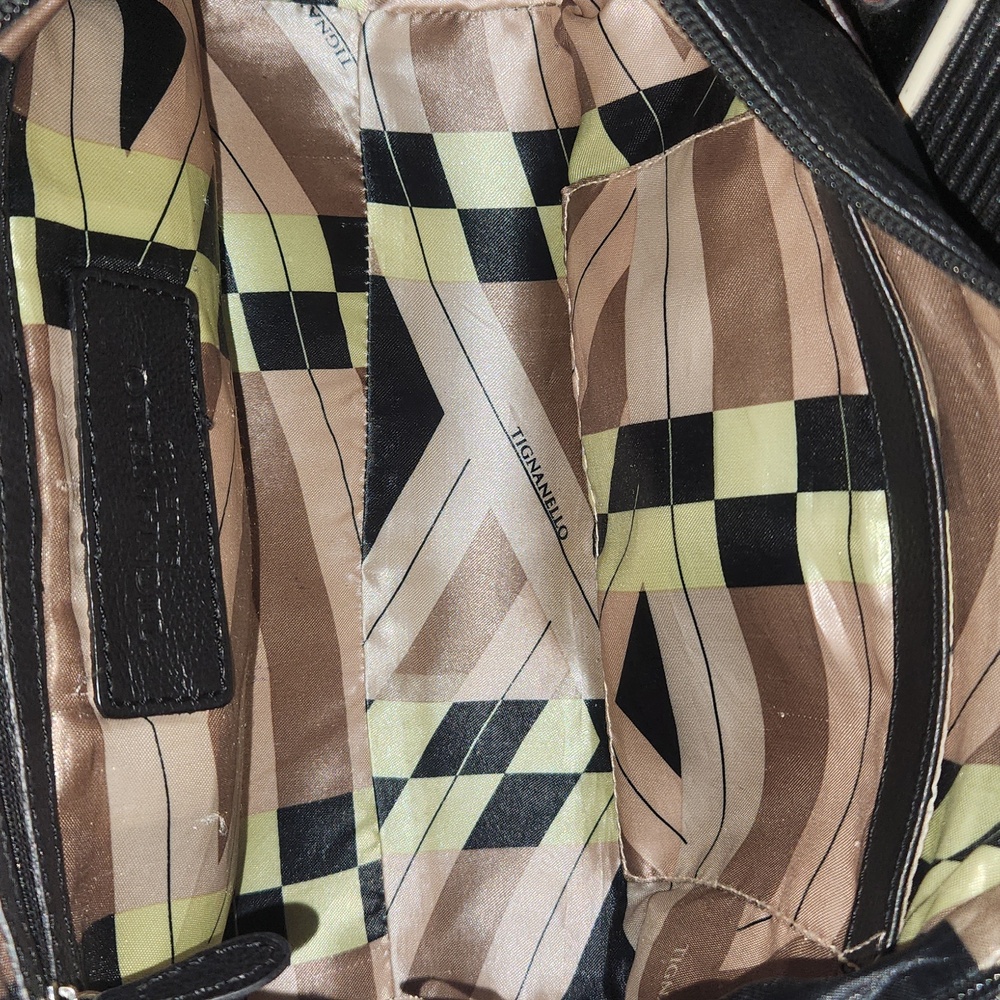 GORGEOUS TIGNANELLO BLACK LEATHER HANDBAG IN MINT CONDITION - Picture 9 of 10